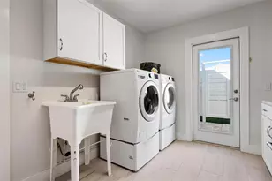 616 Foxworth Ln, Holmes Beach, FL 34217 - Photo 40