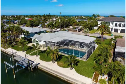 616 Foxworth Lane, Holmes Beach, FL 34217 - Photo 88