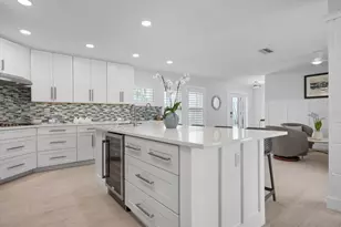 616 Foxworth Ln, Holmes Beach, FL 34217 - Photo 16
