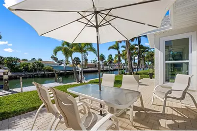 616 Foxworth Lane, Holmes Beach, FL 34217 - Photo 72