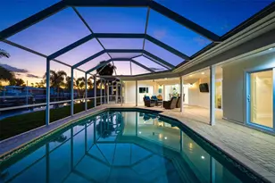 616 Foxworth Ln, Holmes Beach, FL 34217 - Photo 96