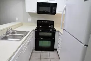 2739 Proctor Rd, Sarasota, FL 34231 - Photo 4