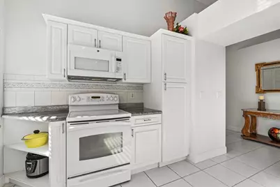 4439 Deer Trail Boulevard, Sarasota, FL 34238 - Photo 14