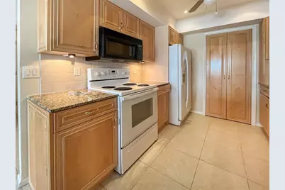 3806 Gulf Of Mexico Drive #C304, Longboat Key, FL 34228 - Photo 8