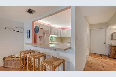 5055 Gulf Of Mexico Drive #411, Longboat Key, FL 34228 - Photo 8