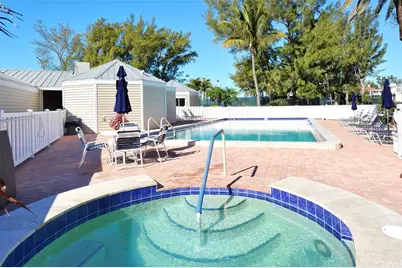 5055 Gulf Of Mexico Drive #411, Longboat Key, FL 34228 - Photo 32