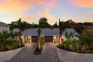 213 83rd St, Holmes Beach, FL 34217 - Photo 2