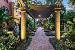 1513 Oak St, Sarasota, FL 34236 - Photo 44