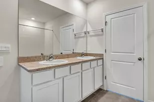 12537 Night View Dr, Sarasota, FL 34238 - Photo 20