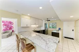 1617 Bayhouse Ct, Sarasota, FL 34231 - Photo 2