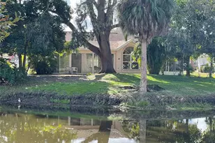 3109 57th Ave Cir E, Bradenton, FL 34203 - Photo 2