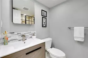 4234 Gulf of Mexico Dr, Longboat Key, FL 34228 - Photo 22