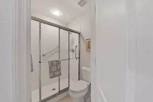 8750 Olde Hickory Ave, Sarasota, FL 34238 - Photo 26