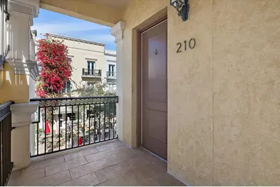 445 N Orange Avenue #210, Sarasota, FL 34236 - Photo 2