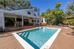 752 Tropical Cir, Sarasota, FL 34242 - Photo 40