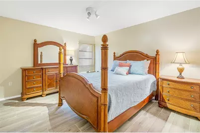 752 Tropical Circle, Sarasota, FL 34242 - Photo 24