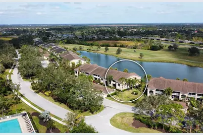 5251 Mahogany Run Avenue #526, Sarasota, FL 34241 - Photo 2