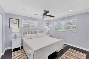 527 Sutton Pl, Longboat Key, FL 34228 - Photo 32