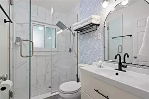 704 59th St NW, Bradenton, FL 34209 - Photo 14