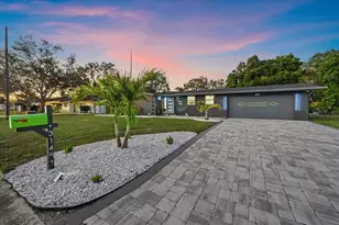 3149 Homasassa Rd, Sarasota, FL 34239 - Photo 1