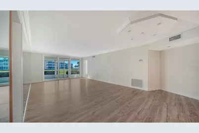 4835 Gulf Of Mexico Drive #106, Longboat Key, FL 34228 - Photo 6