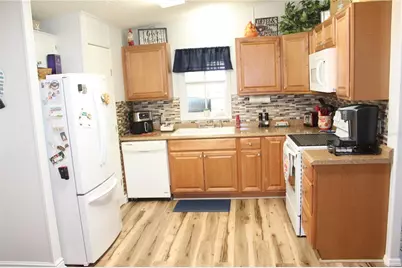 4415 14th Street E, Ellenton, FL 34222 - Photo 4