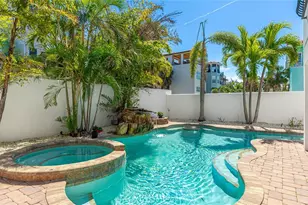 4101 4th Ave, Holmes Beach, FL 34217 - Photo 2