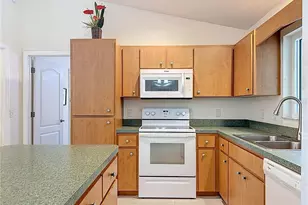 2500 Allegheny Ln, North Port, FL 34286 - Photo 18