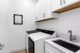 4022 Penshurst Park, Sarasota, FL 34235 - Photo 32