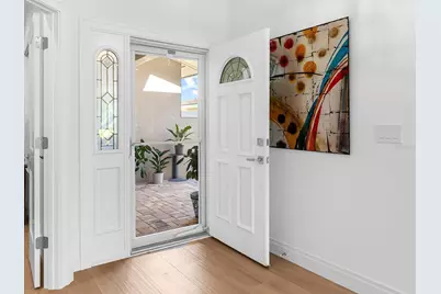 4022 Penshurst Park, Sarasota, FL 34235 - Photo 6