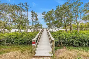 1770 Bayshore Dr, Terra Ceia, FL 34250 - Photo 8