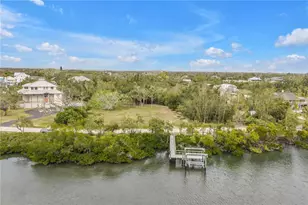 1770 Bayshore Dr, Terra Ceia, FL 34250 - Photo 2