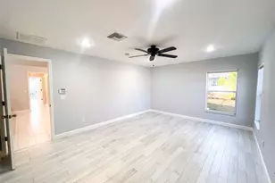 2116 NE 17th Ave, Cape Coral, FL 33909 - Photo 26