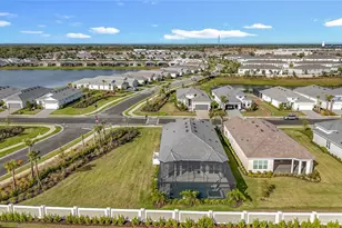 16306 Isola Pl, Lakewood Ranch, FL 34211 - Photo 84