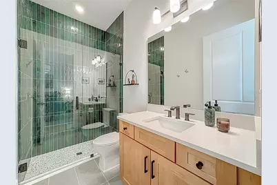 16306 Isola Pl, Lakewood Ranch, FL 34211 - Photo 40