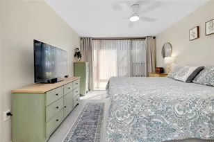 612 Bird Bay Dr S, Venice, FL 34285 - Photo 40
