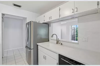 3205 Golden Eagle Lane, Sarasota, FL 34231 - Photo 20