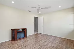 3205 Golden Eagle Ln, Sarasota, FL 34231 - Photo 28