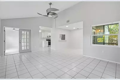 3205 Golden Eagle Lane, Sarasota, FL 34231 - Photo 12