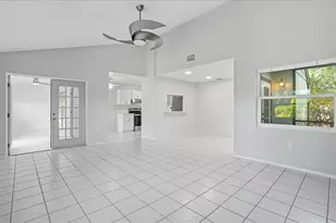 3205 Golden Eagle Ln, Sarasota, FL 34231 - Photo 12