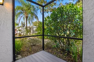 3205 Golden Eagle Ln, Sarasota, FL 34231 - Photo 10