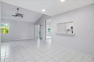 3205 Golden Eagle Ln, Sarasota, FL 34231 - Photo 16