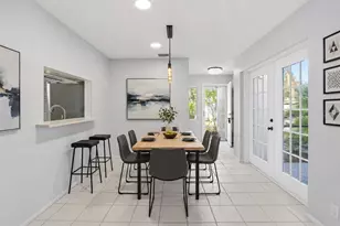 3205 Golden Eagle Ln, Sarasota, FL 34231 - Photo 4