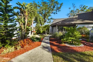 3205 Golden Eagle Ln, Sarasota, FL 34231 - Photo 38