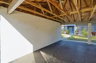 3205 Golden Eagle Ln, Sarasota, FL 34231 - Photo 46