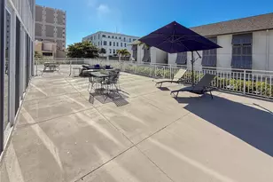 1055 W Peppertree Dr, Sarasota, FL 34242 - Photo 40