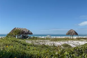 1055 W Peppertree Dr, Sarasota, FL 34242 - Photo 48