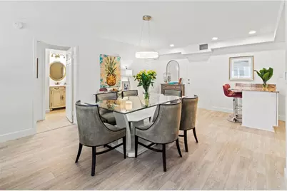 1055 W Peppertree Drive #102AA, Sarasota, FL 34242 - Photo 2