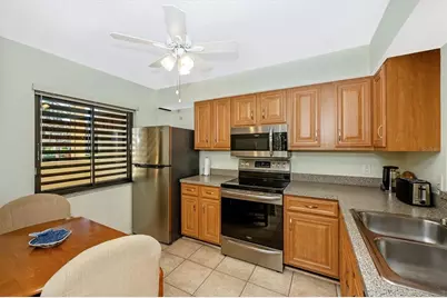 5219 Lake Village Drive #21, Sarasota, FL 34235 - Photo 2