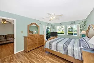 5219 Lake Village Dr, Sarasota, FL 34235 - Photo 4